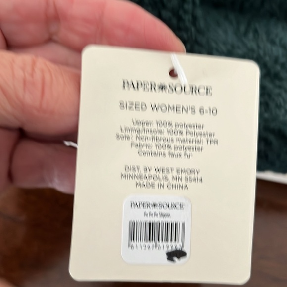 Christmas Slippers by Paper and Source - Picture 4 of 4